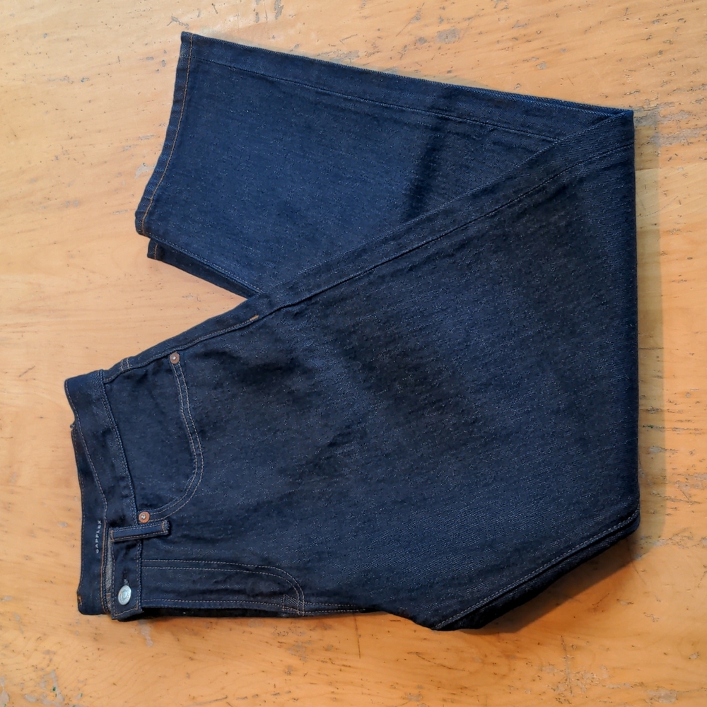 32-EUC Gap Jeans
